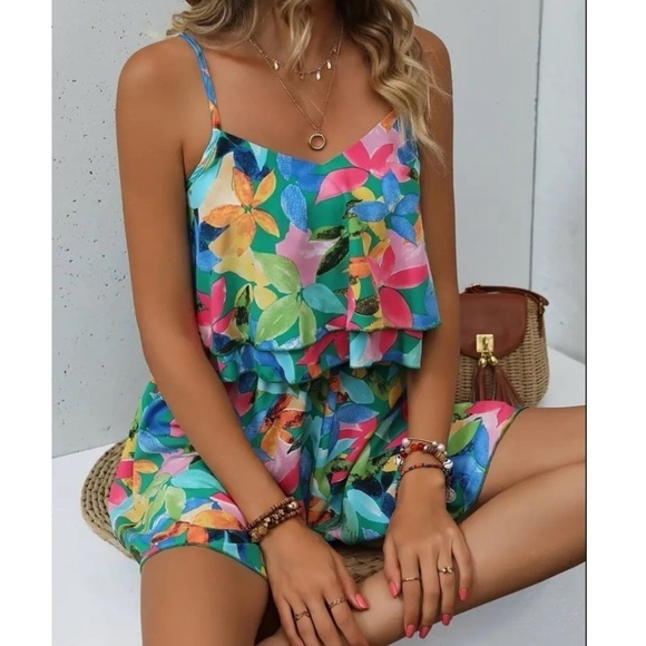Tropical Floral Romper Spaghetti Strap Top & Flowy Shorts ~ Brand New - Picture 3 of 15